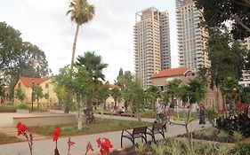 קראון פלזה סיטי סנטר תל אביב